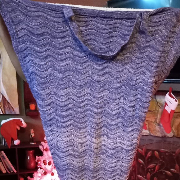 Catalonia Mermaids Tail Sherpa Purple Super Soft Warm Comfy Fleece-Lined Blanket - Picture 9 of 10